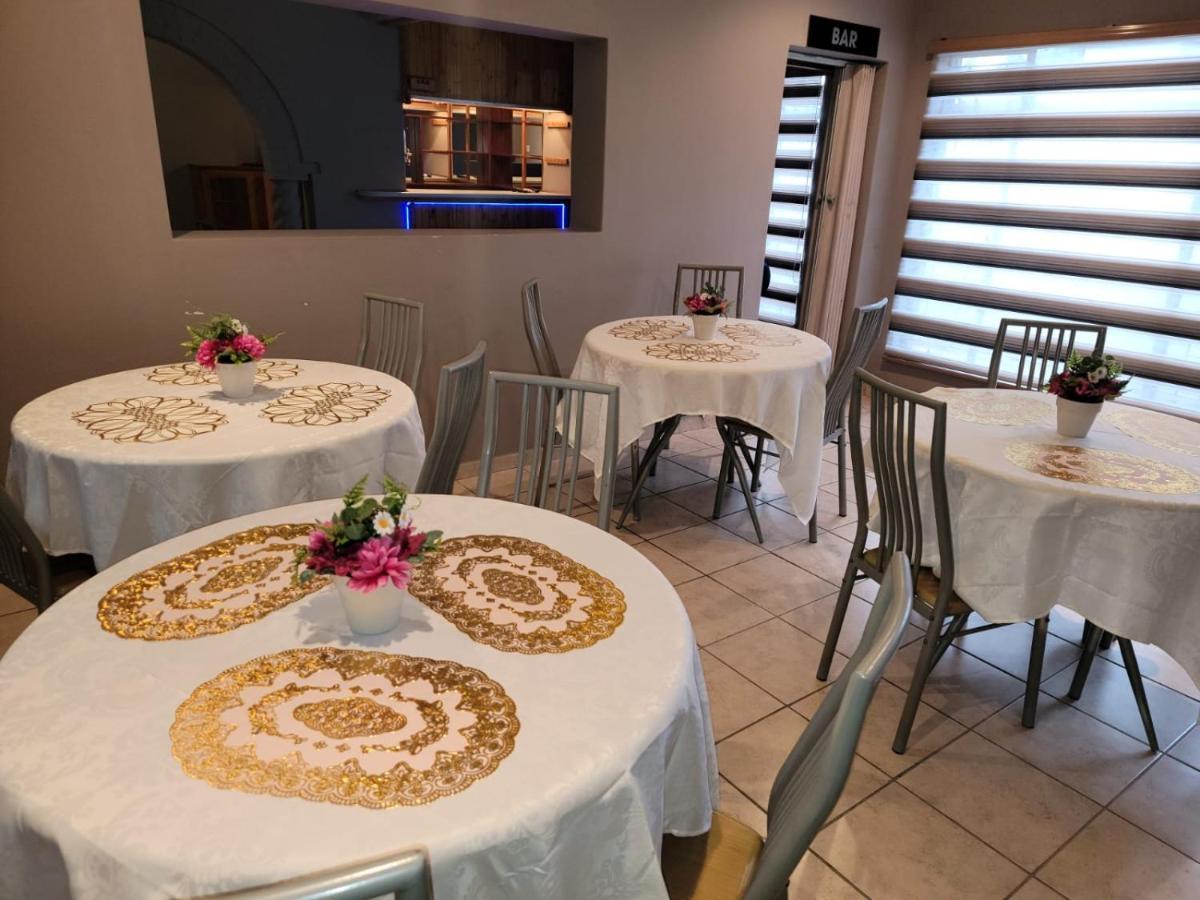 La-Nuel Guest Lodge Boksburg Bagian luar foto